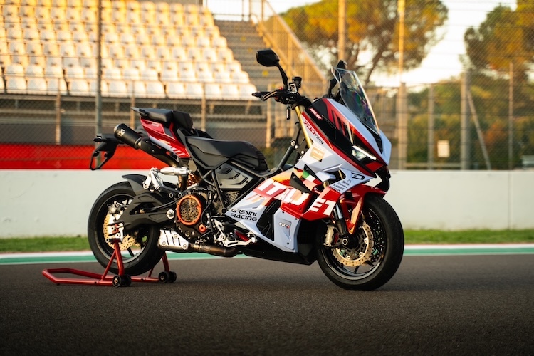 Schon vergriffen: Italjet Dragster 700 Twin im limitierten Gresini-Design