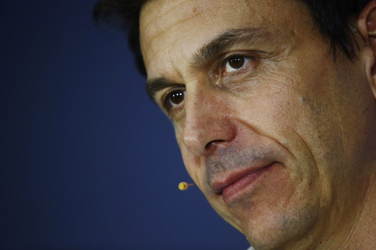  Toto Wolff sieht Red Bull Racing vorn