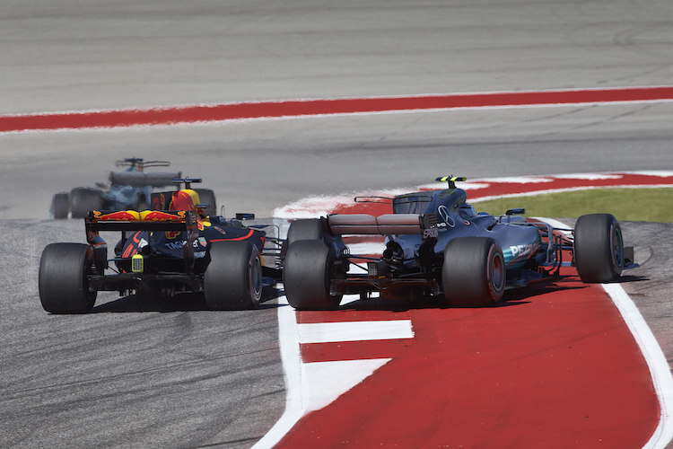 Ricciardo gegen Bottas