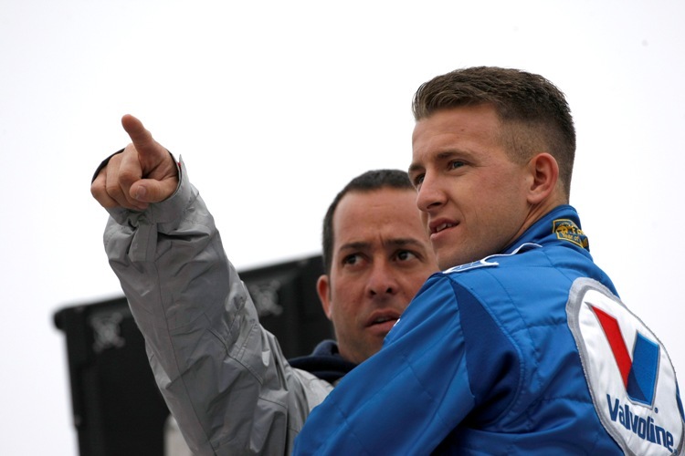 «Da gehts zu zu Petty!» A. J. Allmendinger