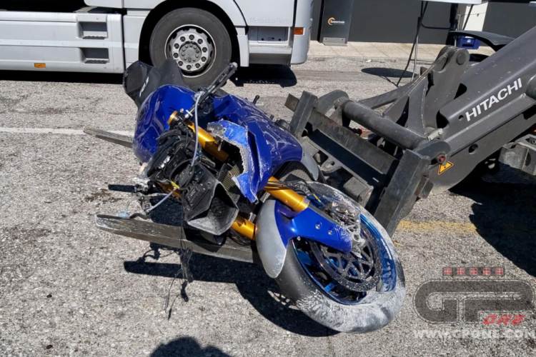 Chris Ponsson's Yamaha R1 was unromantically brought into the paddock by a wheel loader
