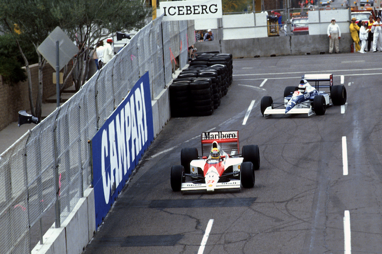 Ayrton Senna 1990 in Phoenix vor Jean Alesi