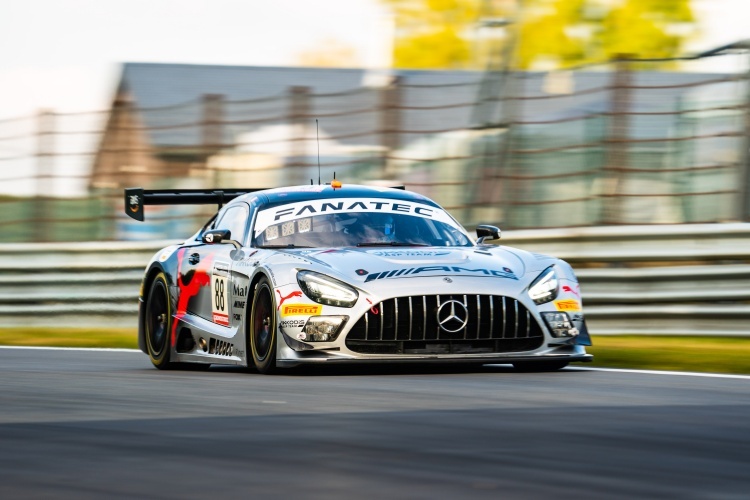 Gewinnt die 24h Spa 2022: Der silberne Mercedes-AMG GT3 vom AMG Team AKKODIS ASP