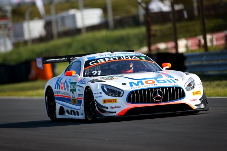 Zu schnell beim Stopp: Der Mercedes-AMG GT3 von Luca Stolz und Luca Ludwig