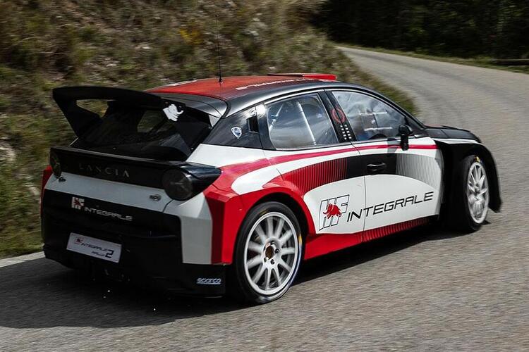 Lancia-best-tigt-WM-Programm-mit-Ypsilon-Rally2-HF