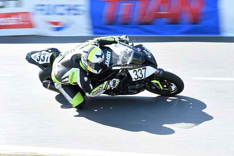Christian Wiesinger-Mayr (BMW) siegt in der Superbike-Klasse