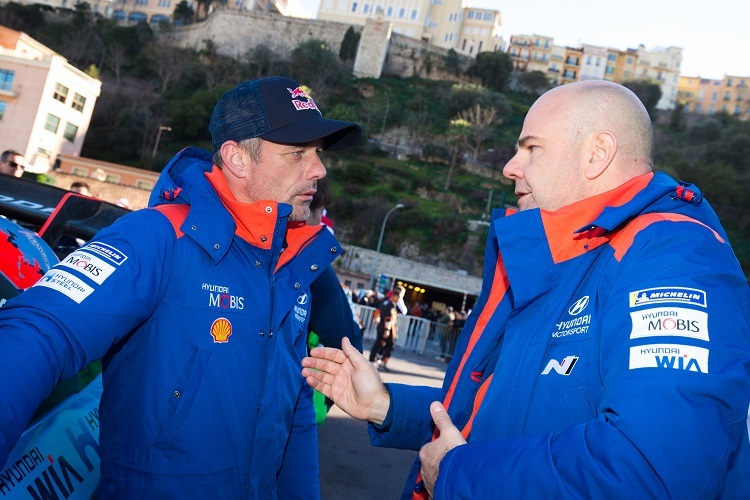 Sébastien Loeb und Sportchef Andreas Adamo