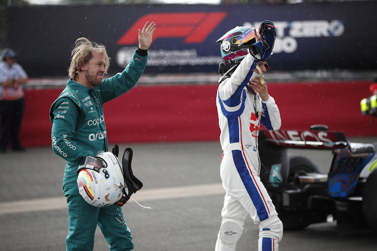 Sebastian Vettel und Mick Schumacher nach dem Silverstone-GP