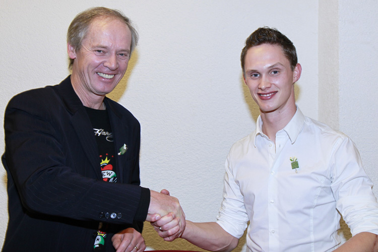 MZ-Teammanager Peter Rubatto (li.) und Bernd Hiemer