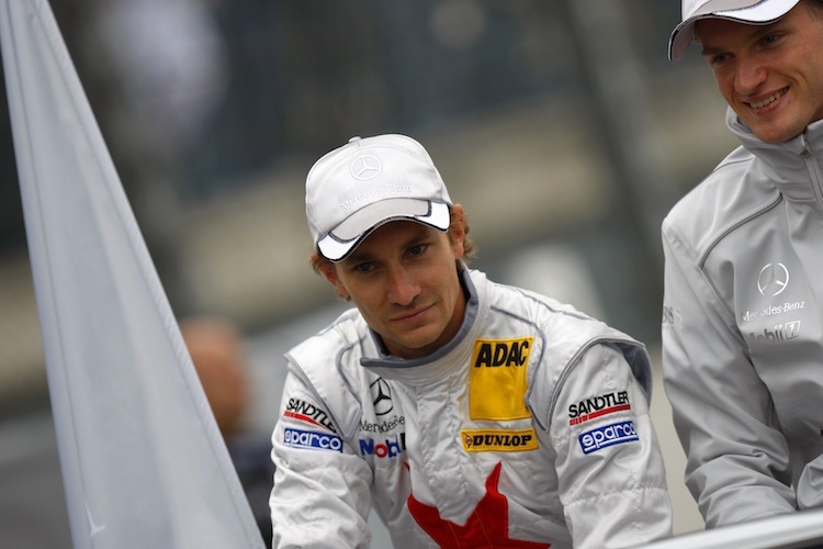 Lauda versucht sich im Cup-Porsche