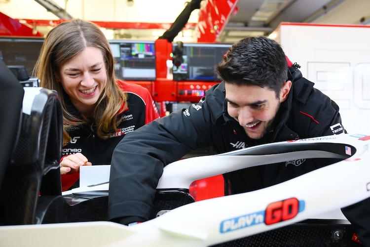 Laura Müller mit Esteban Ocon