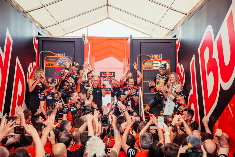 Jack Miller und Brad Binder sorgten für Jubel bei der Red Bull-KTM-Truppe in Jerez