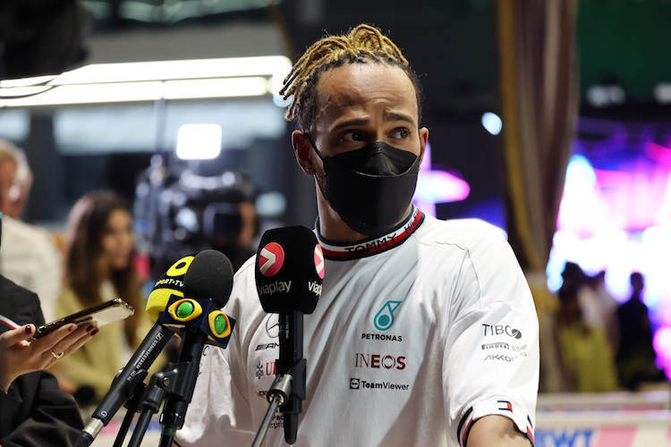 Jolyon Palmer betont: Für Lewis Hamilton hätte der Latifi-Crash nicht zu seinem schlechteren Zeitpunkt kommen können