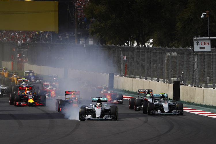 Mit dem Verbremser von Lewis Hamilton nahm das Unheil seinen Lauf