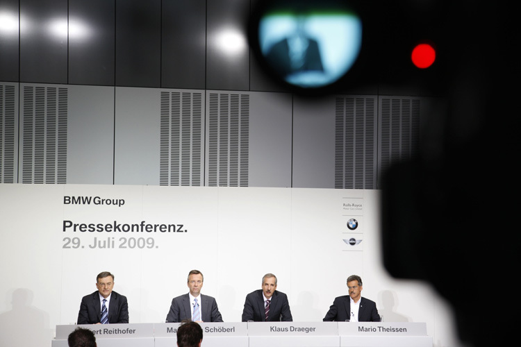 Hier erfährt die Weltpresse vom Ende des BMW-Formel 1-Projekts