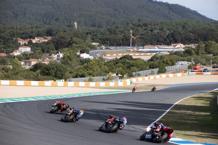Willkommen zum Rennen in Estoril