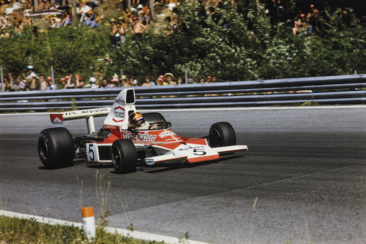 Emerson Fittipaldi wurde 1974 zum ersten Fahrer-Weltmeister im McLaren