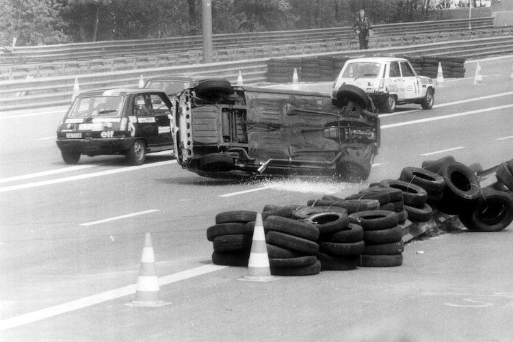 Schrottplatz Avus: Kettenreaktion nach Obi-Danner Crash