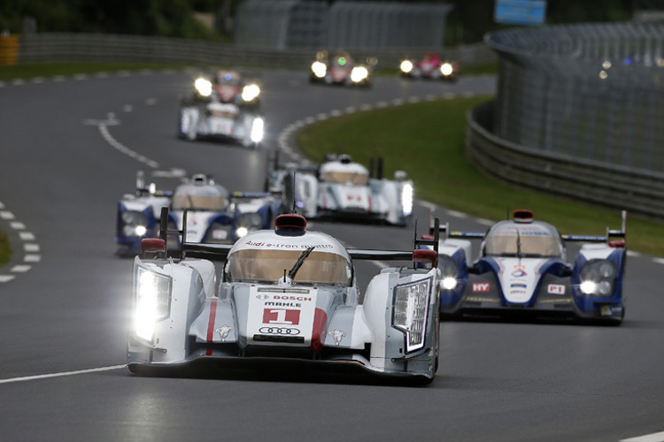 24h Le Mans: Audi hat die Nase vorn