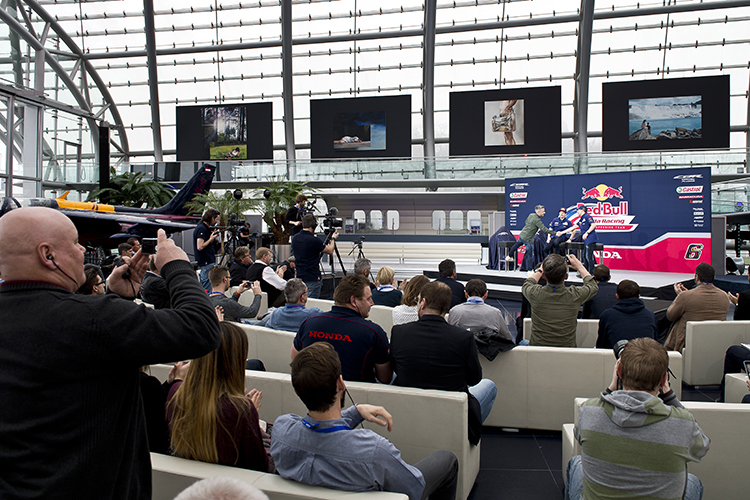 Im Hangar-7 wurde am Montag das Design des Red Bull-Honda-Teams für die Superbike-WM-Saison 2017 präsentiert