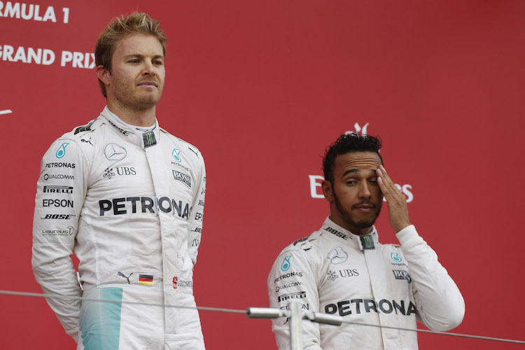 Nico Rosberg und Lewis Hamilton nach dem Suzuka-GP