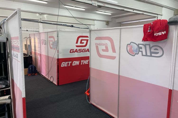 Die neu gestaltete GASGAS-Box des Tech3-MotoGP-Teams 