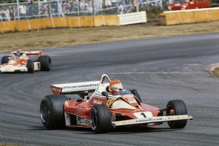 Lauda im Ferrari 312T2