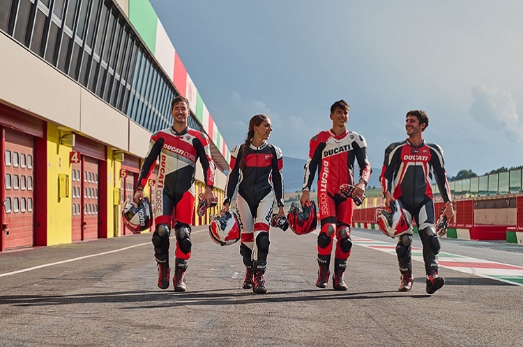 Ducati SuMisura: Individuell gestaltete Lederkombis von Dainese für Ducati-Enthusiasten
