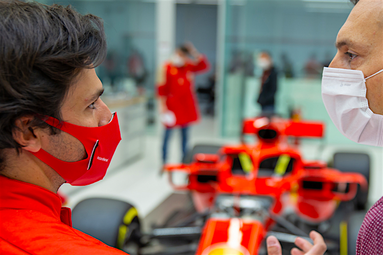 Carlos Sainz und Renningenieur Ricciardo Adami