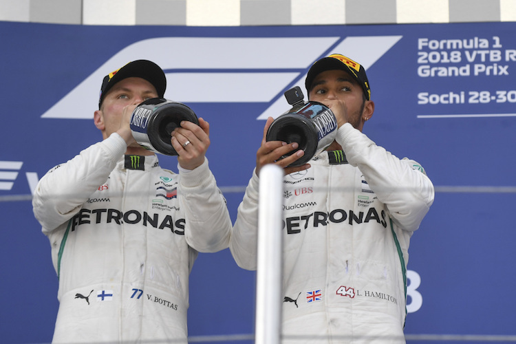 Valtteri Bottes und Lewis Hamilton