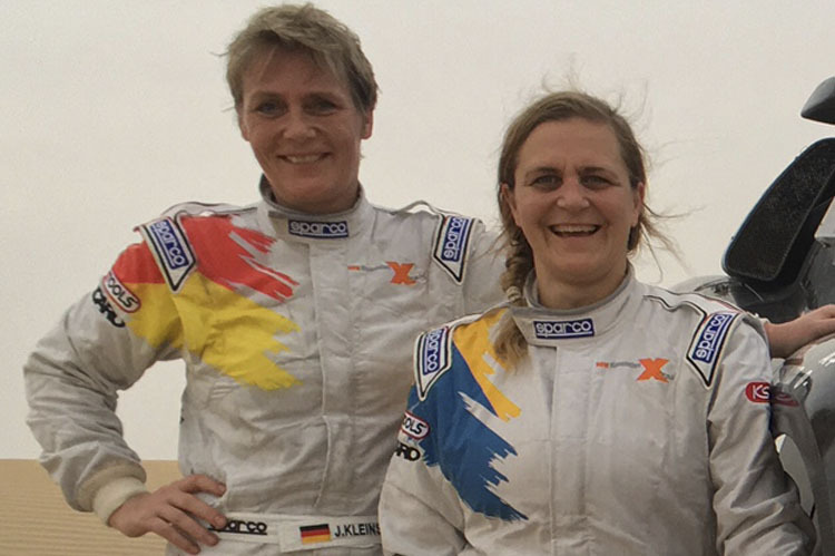 Gemeinsames Comeback nach beinahe zehn Jahren – Jutta Kleinschmidt (links) und ihre schwedische Beifahrerin Tina Thörner