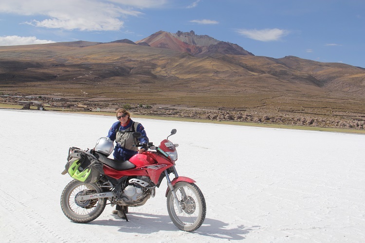 Auf Reisen muss Motorradbekleidung komfortabel sein und einen weiten Temperaturbereich abdecken - beides trifft auf die Scott Dualraid DP zu