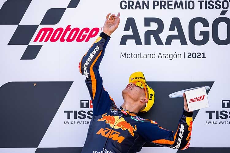 Rául Fernández in Aragón: 5. Saisonsieg für den überragenden Moto2-Rookie