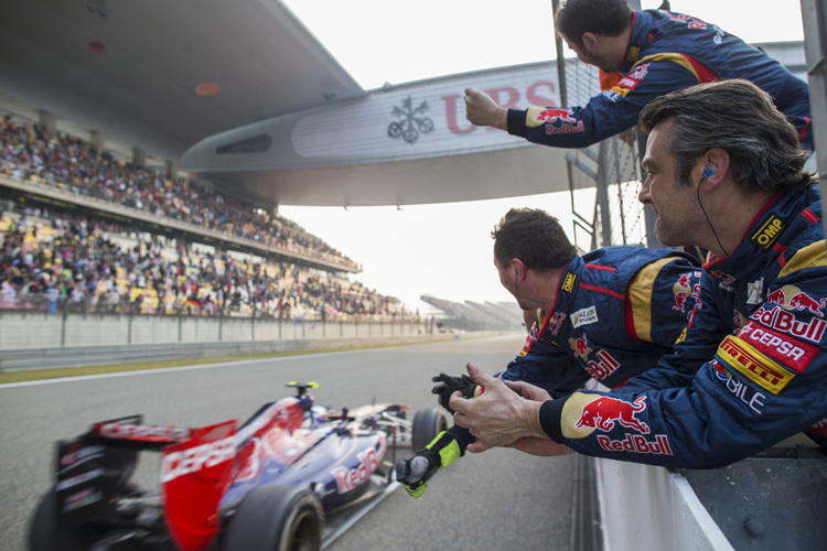 Vor einem Jahr wurde Ricciardo mit Toro Rosso in China guter Siebter