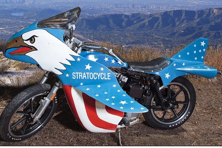 Kein reines Showobejekt, man darf damit fahren: Das Stratocycle hat eine kalifornische Strassenzulassung