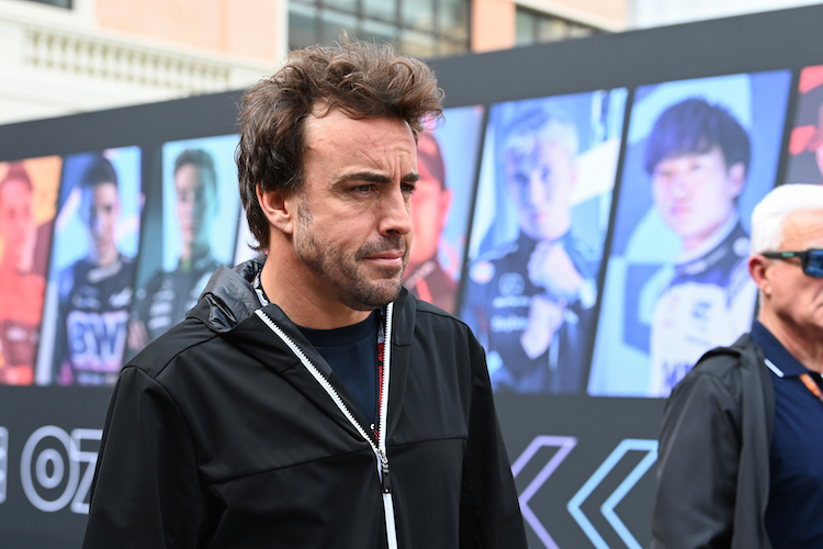 Fernando Alonso: «Ein Werksteam zu sein ist von Vorteil, das heisst aber nicht, dass Aston Martin bis 2026 nicht um den Titel kämpfen kann»