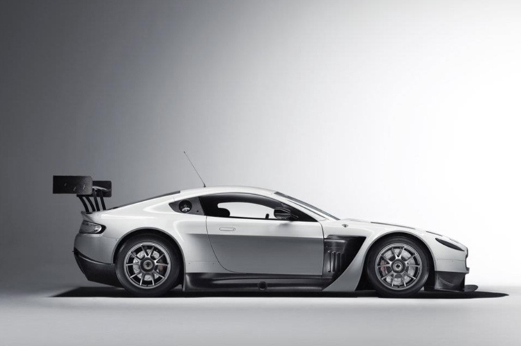 Der neue Aston Martin V12 Vantage GT3