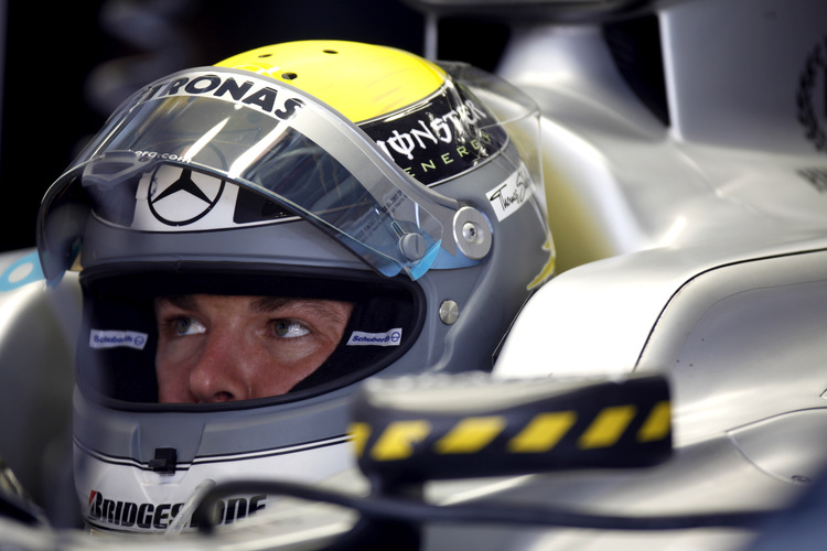 Rosberg steht bei Mercedes GP gut da