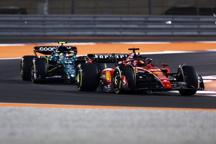 Charles Leclerc gegen Fernando Alonso