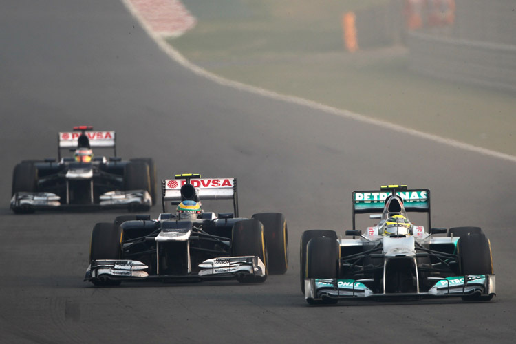 Noch ist Rosberg vor Senna