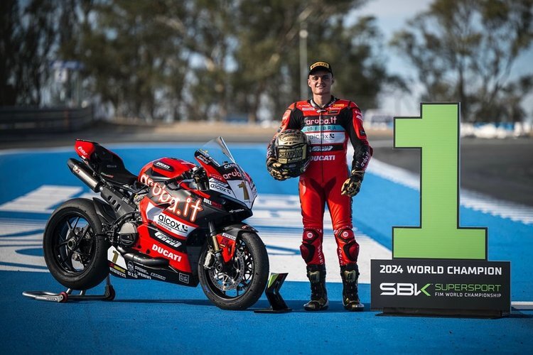 Adrian Huertas verlässt die Superbike-WM als zweifacher Weltmeister