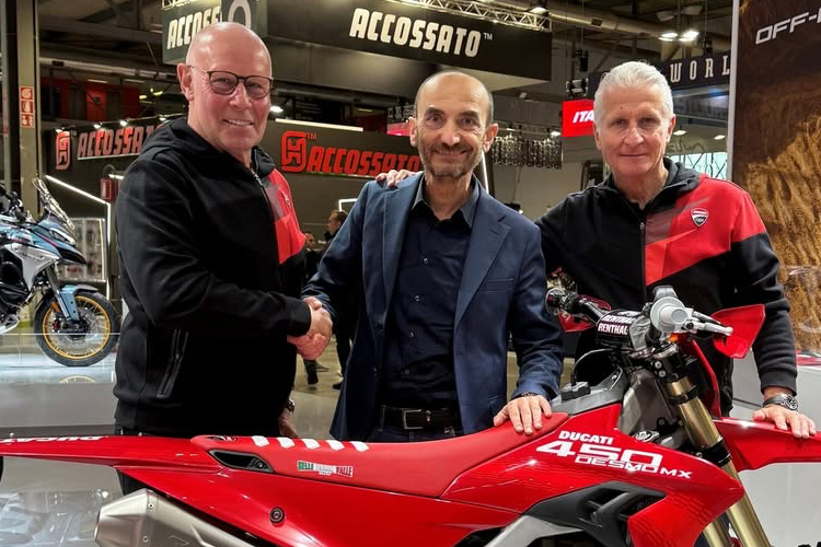 Offiziell-Ducati-startet-mit-3-MXGP-Werksfahrern