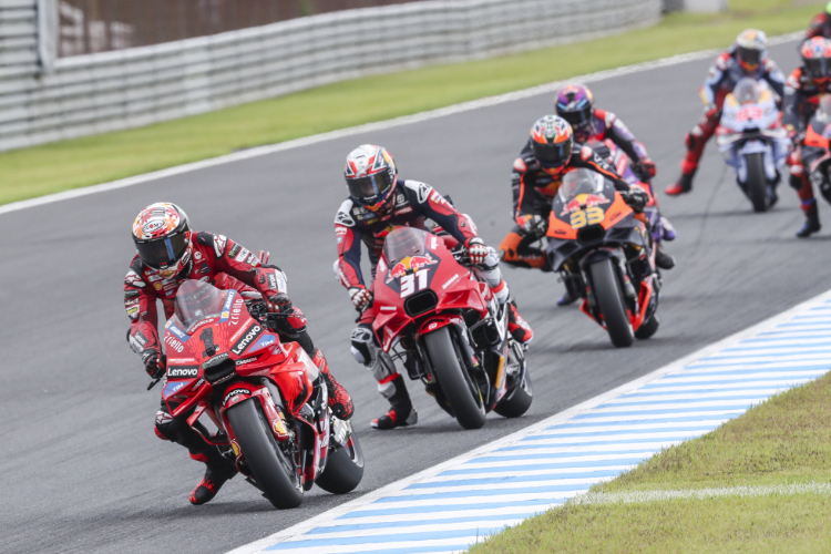 Pecco Bagnaia führte im Japan-GP vom Start weg