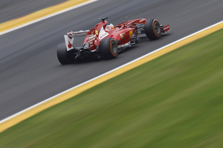 Alonso drehte im ersten freien Training zum Belgien-GP in 1:55,198 min die schnellste Runde