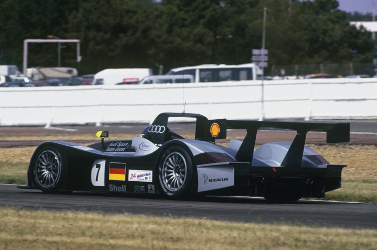 Der erste Auftritt in Le Mans war 1999 - und mit dem R8R ging es gleich auf das Podium