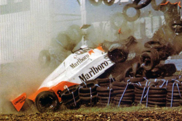 Andrea de Cesaris 1981 beim unbeabsichtigen Crash-Test