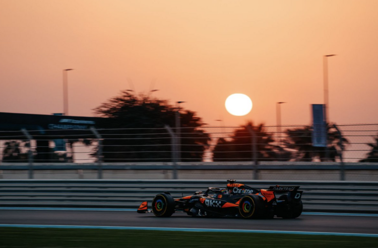 McLaren (hier Oscar Piastri) gibt in Abu Dhabi den Ton an