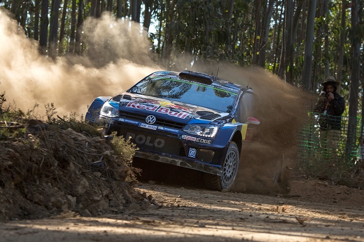 Jari-Matti Latvala driftete an die Spitze