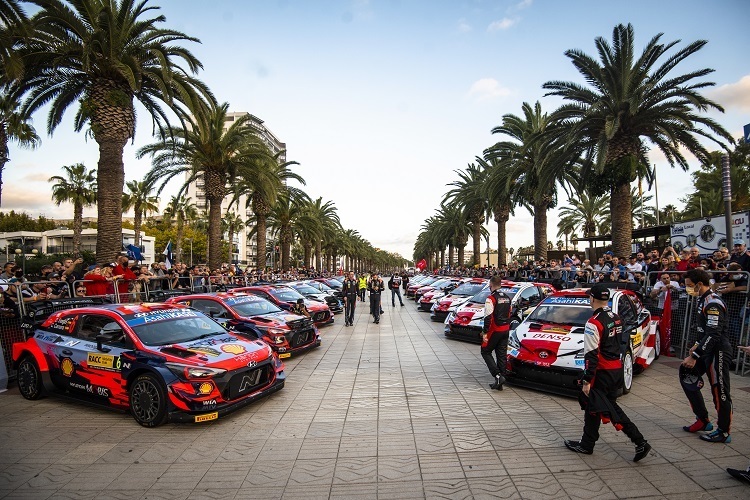 Startaufstellung für die Rallye Spanien