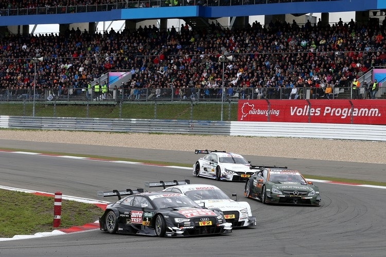 Nürburgring 2014: Robert Wickens schießt gleich zwei Audis ab
